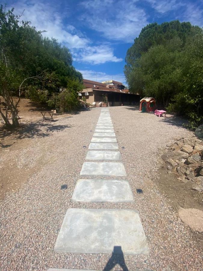 Aparthotel Le Stanze Del Mare Golfo Aranci Exterior foto