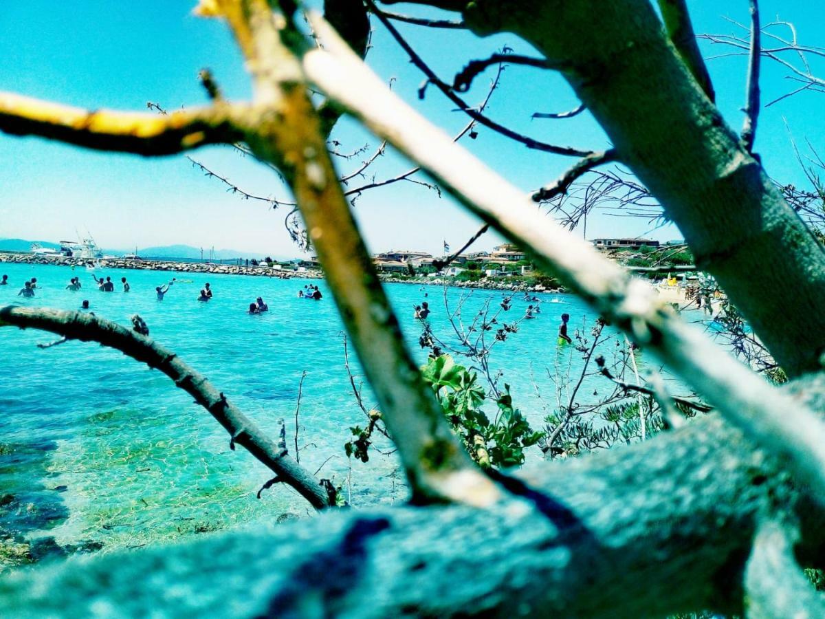 Aparthotel Le Stanze Del Mare Golfo Aranci Exterior foto